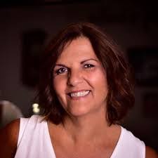 Jeri Bryant's Instagram, Twitter & Facebook