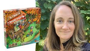 Kate Hunt's Instagram, Twitter & Facebook