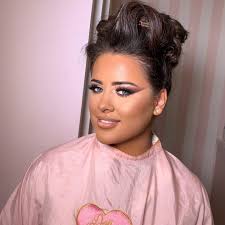 Ur skeudenn nevez zo bet...