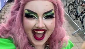 David (18) stod fram som transperson då han var 13