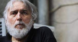 Adrian păunescu adrian păunescu, nascut la 20 iulie 1943 la copăceni in judetul bălți, localitate care astazi să trăiţi, măria voastră ! Zece Poezii Frumoase Ale Poetului Adrian PÄƒunescu Citesc Blog