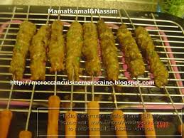 Moroccan Cuisine Marocaine قطبان الكفتة Brochettes Kofta A La Marocaine Moroccan Kabab Moroccan Cuisine Food Cuisine