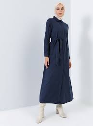 Mustard + emerald, cranberry, dark navy blue. Ini 5 Warna Hijab Yang Cocok Dipadukan Dengan Baju Navy Anda Womantalk