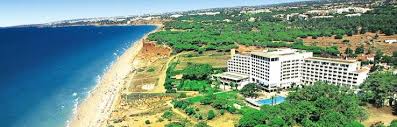 Bei einer reise nach faro und in die algarve werden sie vor allem die maurischen und arabischen einflüsse in portugal entdecken, denn schließlich war die mehrheit der bevölkerung bis zum ende des 13. Algarve Urlaub Gunstig Pauschalreisen Bei Fti