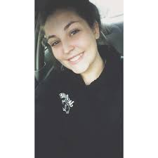 Haley Maxwell•💀 (@fuckyouakahaley)