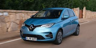 The model range is available in the following body types starting from the engine/transmission specs shown below. Dc Oder Ac Laden Renaults Zoe Bietet Neuerdings Die Wahl Electrive Net