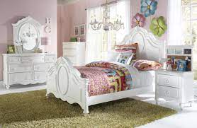 Maybe you would like to learn more about one of these? Samuel Lawrence Furniture Sweetheart 4 Piece Panel Bedroom Set In Bright White