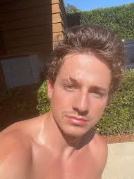 Charlie Puth Twitter Charlie Puth Attractive People Charlie