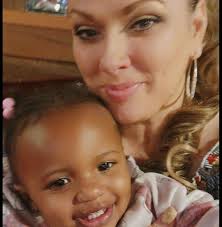 Looking for a dolphin string for clipping