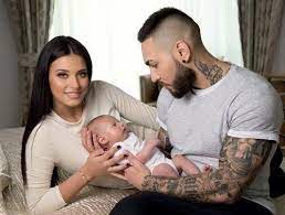 Am avut toți, și eu și antonia. Alex Velea Femeia Asta E PerfectÄƒ Sunt Un Norocos Yve Cute Couples Pretty Face Face