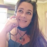 Michelle Warnick's Instagram, Twitter & Facebook