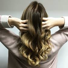 Balayge in kombination mit einem stufen schnitt für lange haare. Friseur Winterberg Gmbh Hennef Leistungen