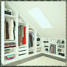 Kinderzimmer Mit Dachschragen Ideen Jugendzimmer Junge Diy Balko In 2020 Kleiderschrank Fur Dachschrage Begehbarer Kleiderschrank Unter Schrage Dachschrage Einrichten