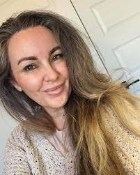 Michelle Clavijo's Instagram, Twitter & Facebook