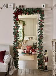Archway christmas cookies still made : How To Make A Christmas Doorway Garland From Real Foliage Goodhomes Magazine Goodhomes Magazine