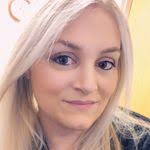 Amanda Langenbach's Instagram, Twitter & Facebook