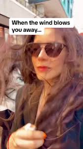Windy Day Lol.. #fyp #viral #foryou #parati #tiktok #funnyvideos #windycity  #windy #style #couple
