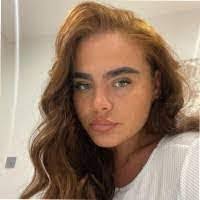 Abby Doig's Instagram, Twitter & Facebook