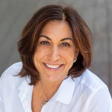 Karen Lamson's Instagram, Twitter & Facebook