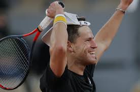 Diego won all atches with 3 : Diego Schwartzman Wins Five Setter To Send Dominic Thiem Out Of French Open Barrhead News