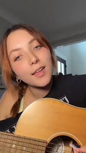 Oscar Winning Tears is a work of ART! @raye , #raye #oscarwinningtears  #acousticcovers #songwritersofinstagram