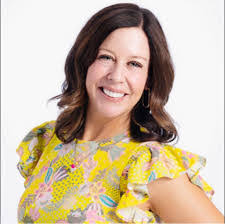 Jeannie Mckee's Instagram, Twitter & Facebook