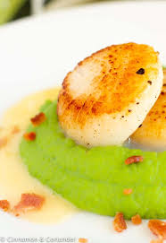 Jakobsmuscheln Rezept Mit Erbsenpuree Bacon Und Vanille Beurre Blanc Rezept Jakobsmuscheln Rezept Gebratene Jakobsmuscheln Erbsenpuree