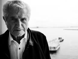 Despite an early reputation as an outsider who combined social criticism with a flashy visual technique, lelouch rapidly became assimilated into the mainstream of commercial french cinema,. Claude Lelouch Parrain De Cette Edition Unifrance