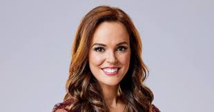 Happy birthday and best wishes to Erin Cahill (born: January 4,  1980)❣️🥳🎉🎊🎂🎏🎁🪅💐