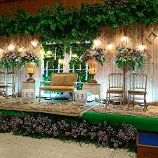 Bicara soal harga dekorasi pernikahan, semakin beragamnya penawaran yang saat ini tersedia oleh wedding organizer, semakin baragam pula range harga yang ditawarkan, mulai dari yang murah hingga yang. Menerima Jasa Dekorasi Pernikahan Murah Surabaya Facebook