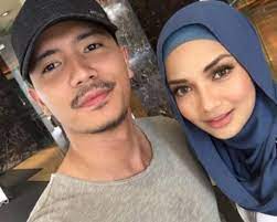 10 gambar aliff aziz yang sangat sweet bersama isterinya. Koleksi Gambar Fattah Amin Startseite Facebook