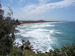 Noosa is at the northern end of the sunshine coast, a diverse region between brisbane and fraser island, extending from coastal towns to hinterland. Sunshine Coast Queensland Wikipedia