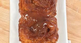 Le Kouign Amann Vous Souhaite Une Agreable Journee Et Vous Dit Qu Il Est Disponible A La Boulangerie Lepainlaurentlhenaff Bzh Kouign Food Breakfast Steak