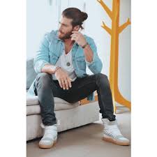 Contact can yaman on messenger. Can Yaman News On Twitter Can Yaman Instagram Hesabindan Bir Fotograf Paylasti Canyaman1989 Canyaman Erkencikus Candivit