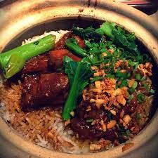 How To Cook Claypot Chicken Rice W Salted Fish Singapore Food Recipes Claypot Chicken Rice Chicken Rice Claypot Cooking