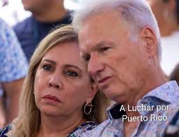 Por qué la gobernadora botó a la de DACO y no a la esposa del alcalde de  Bayamón? Pregunto porque la primera en tírale fue la esposa de Ramón Luis.  Jejeje Ella