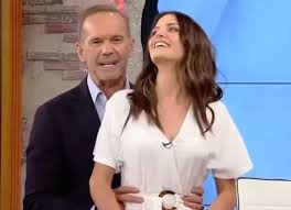 Σάββατο, 17 ιουλίου 2021 12:25. Katerina Liolioy To Ntoympai Kai H Prwth Synanths Kwstopoylos Shotoe