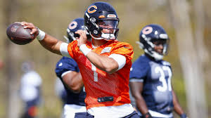 Chicago bears quarterback justin fields made a miami dolphins beat writer look foolish after a bad take earlier this week. Chicago Bears Rookie Qb Justin Fields Impresses In First Minicamp Practice