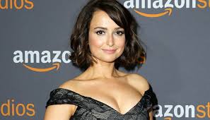 Dosmovies (aka 2movies) is the place where users can review movies, find streaming sources, follow tv shows and have fun! Milana Vayntrub Height Weight Age Wiki Bio Net Worth Facts