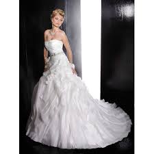 Bridal Where To Buy Bridal At Filene S Basement One security guard shared his experience of the store's liquidation sale with meanwhile, a woman bought 30 wedding dresses one day, then came back the next day and bought 35 more. where to buy bridal at filene s basement