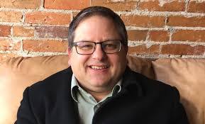 Tom Loucks's Instagram, Twitter & Facebook