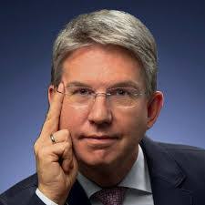 Frank Schade's Instagram, Twitter & Facebook