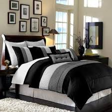 Black And White Striped Headboard Queen Perfect Way To Create A New Look In Your Bedroom With Awesome Walmart Headboards Walmart Headboards Tufted Headboard Kin Home White Comforter Comforter Sets