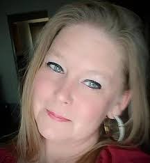 Christine Warfield's Instagram, Twitter & Facebook