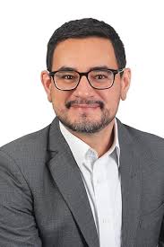 Amazon.com: Criptoeconomía: Cómo el Bitcoin y Blockchain están cambiando al  mundo y tus finanzas (Spanish Edition) eBook : Luetticke, Frank, Bolaños,  Juan Francisco, Galarza Ponce, Carlos, Cadenas, Eloísa, Domínguez Gómez,  Javier: Tienda