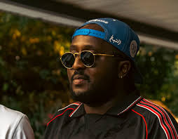 Omaha Nightlife Photos Projects :: Photos, videos, logos, illustrations and  branding :: Behance