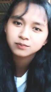 # Ako'y nasa malate alas 7 ng gabi nakilala ko tuloy tung magandang babae  na nakabibighani sa'king mga mata😼