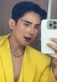 Kier King (@kierking)’s videos with Jang Ganggu