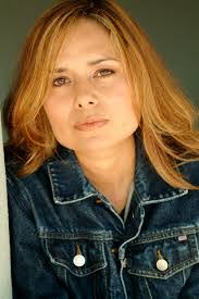 Christina Fernandez's Instagram, Twitter & Facebook