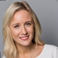 Leah Tinker's Instagram, Twitter & Facebook